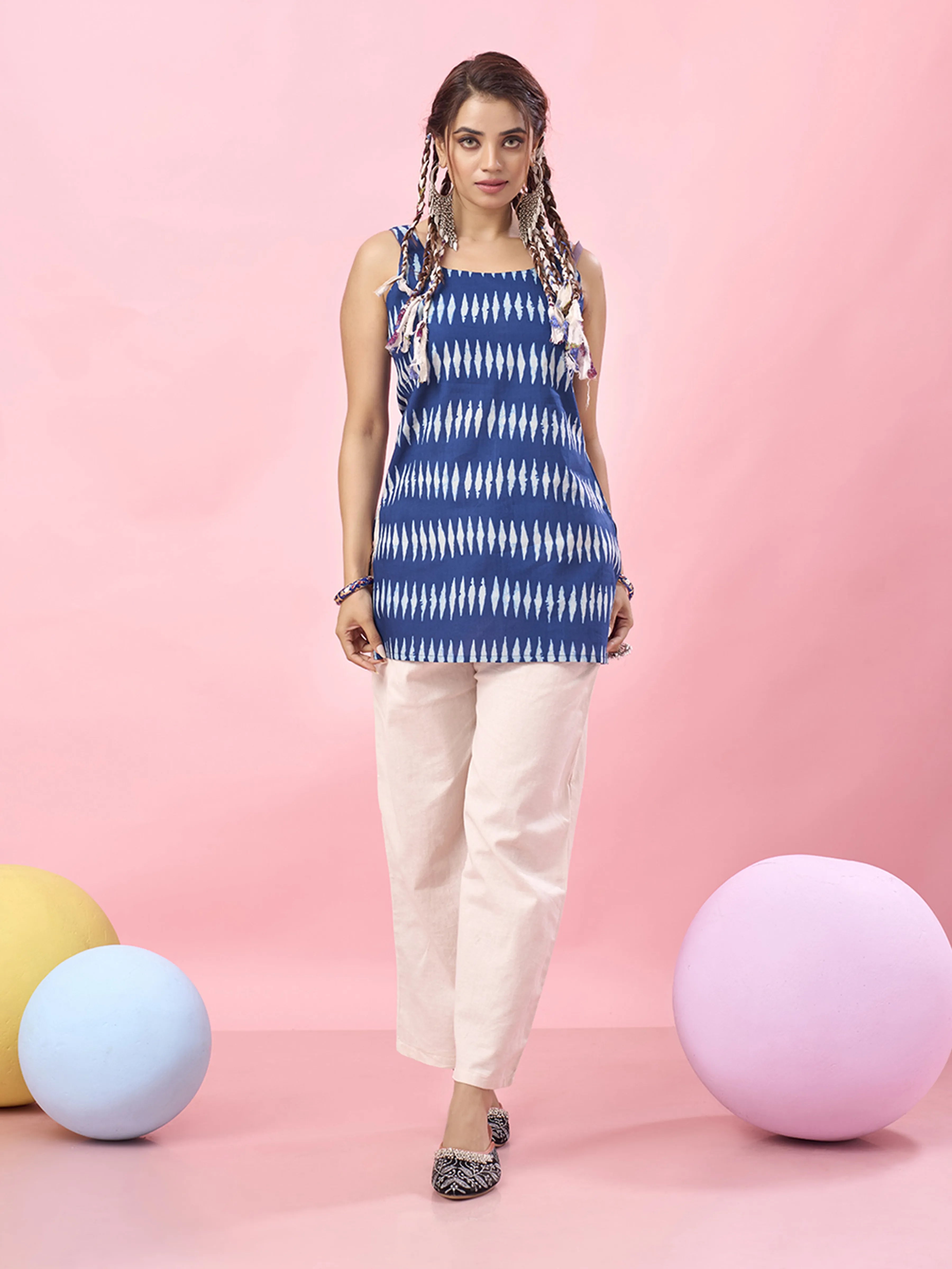 Blue Tie-Dye Sleeveless Cotton Short Kurti