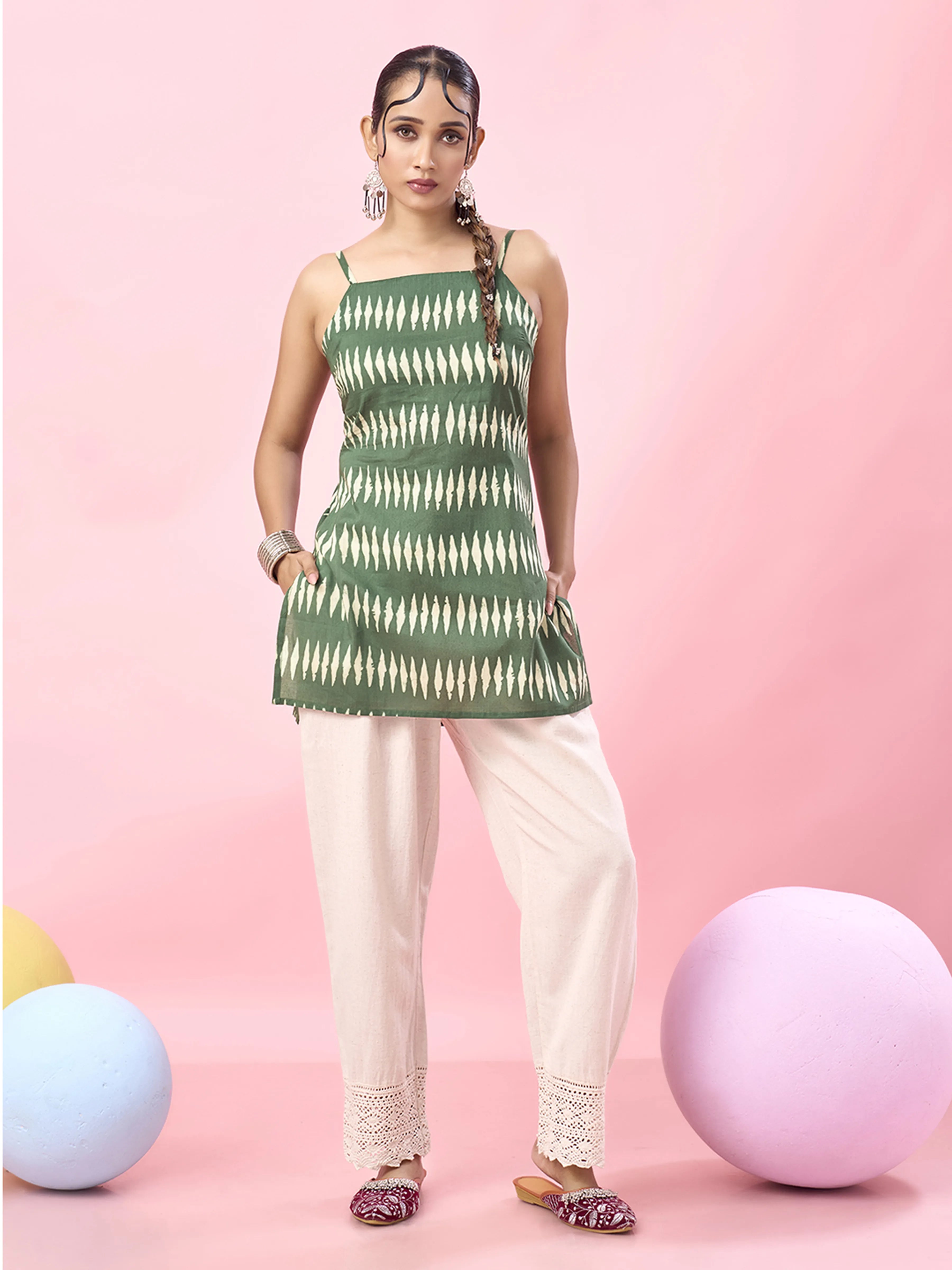 Green Tie-Dye Printed Cotton Short Kurti with Criss-Cross Tie-Back