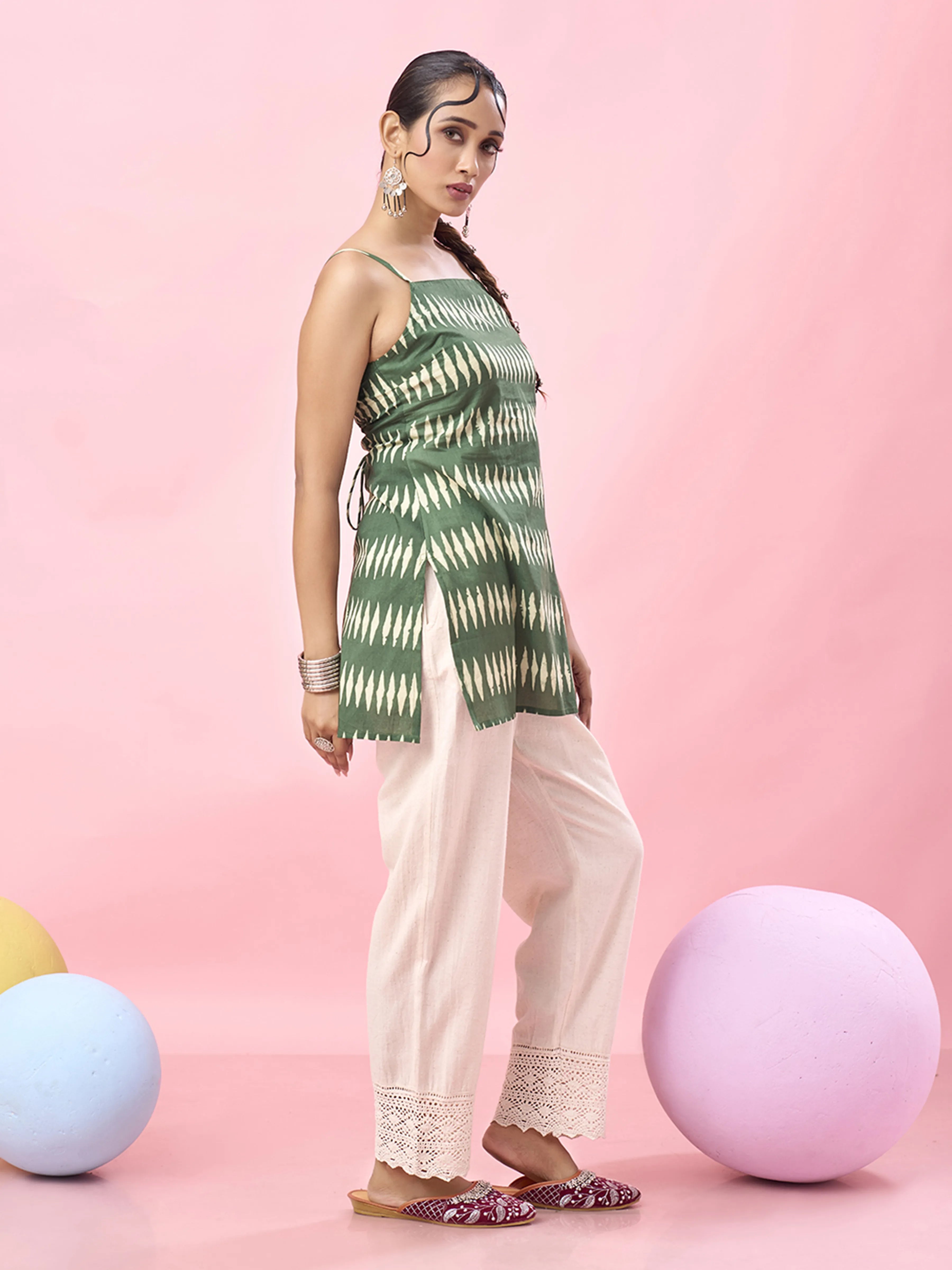 Green Tie-Dye Printed Cotton Short Kurti with Criss-Cross Tie-Back