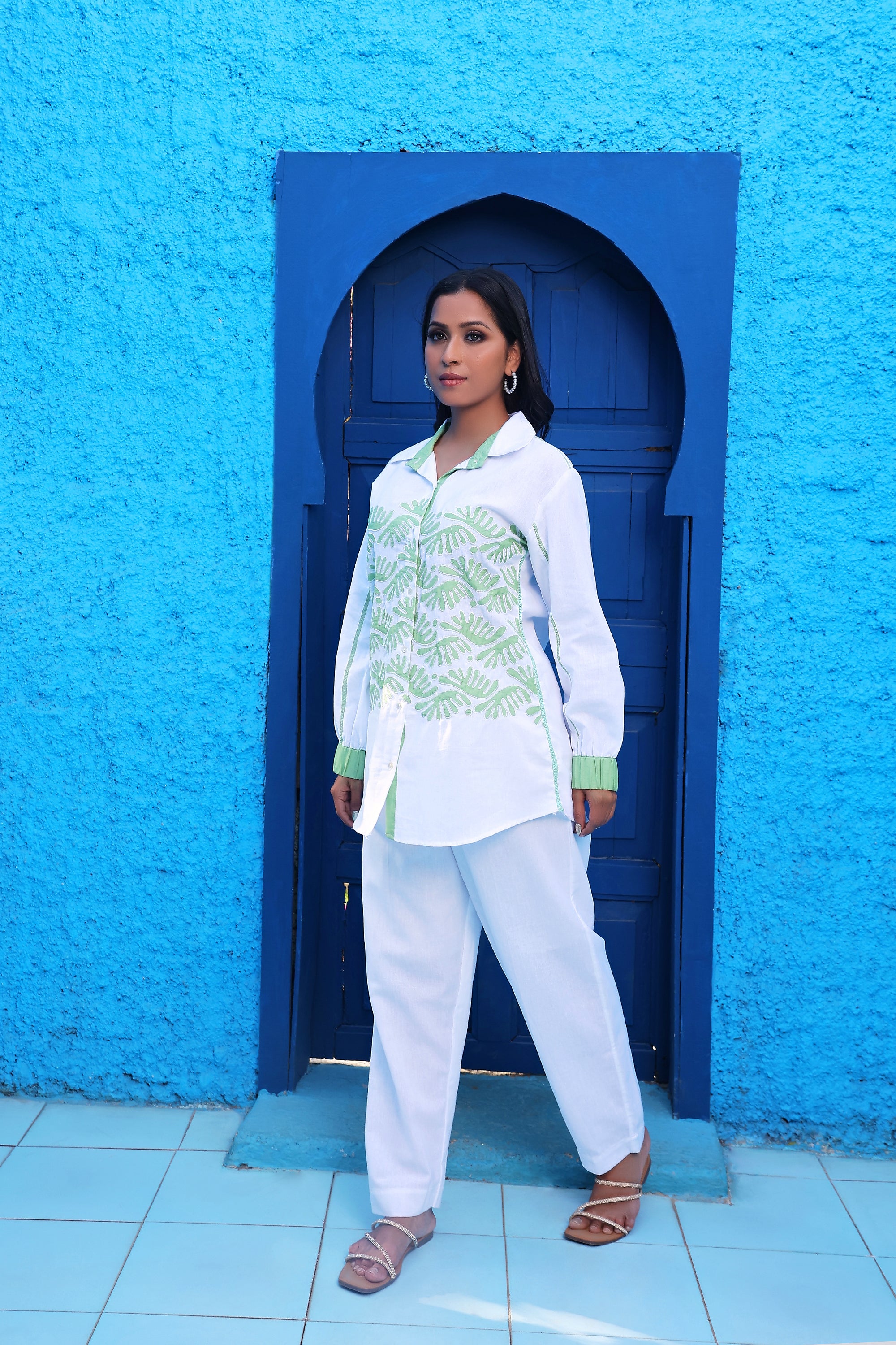 White Shirt Style Tunic Set With Green Embroidery – Kaftanize