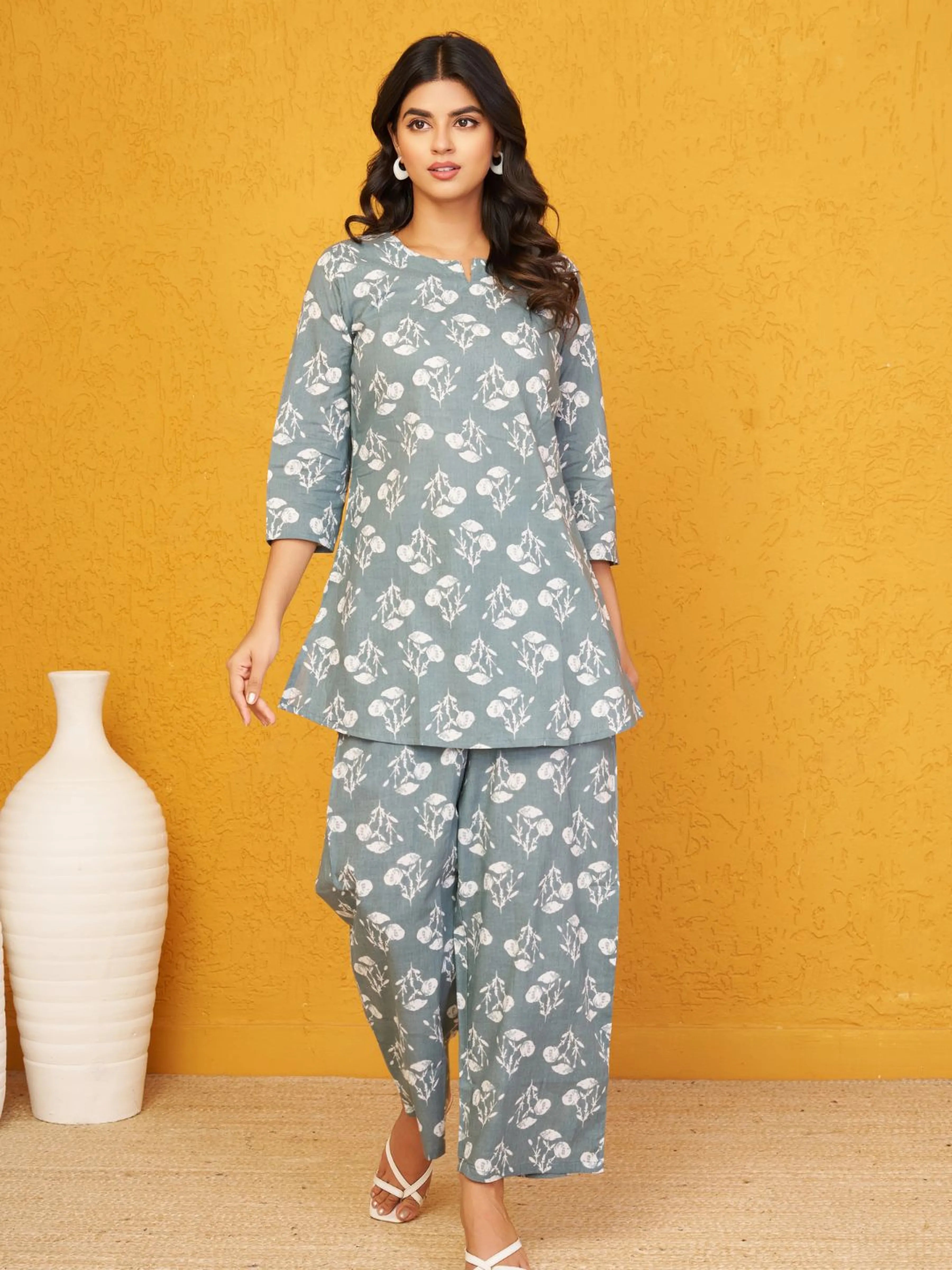 Grey Green Floral Print Co-ord Set in Cotton Cambric