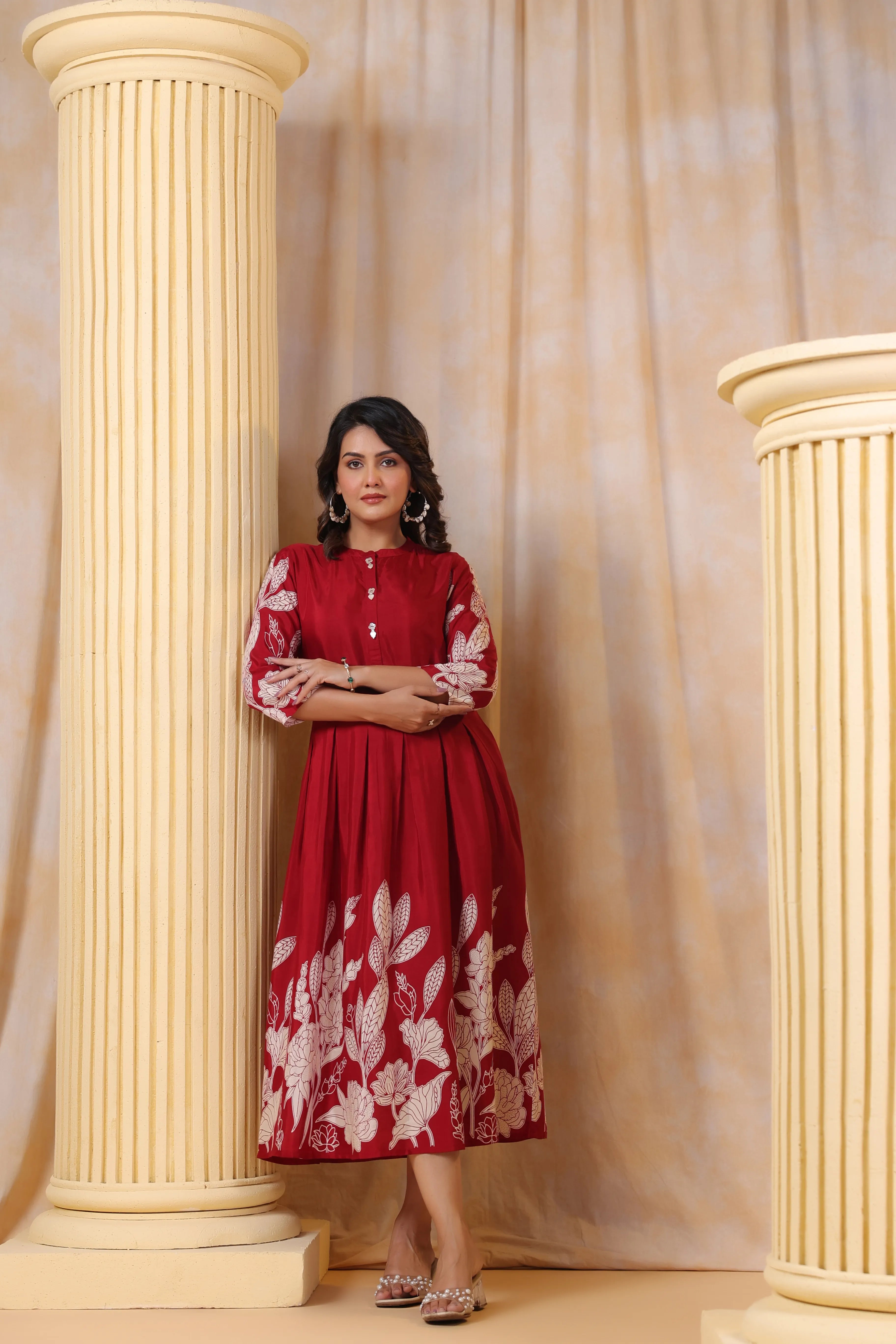 Red Muslin Abstract Print Midi Dress With Belt