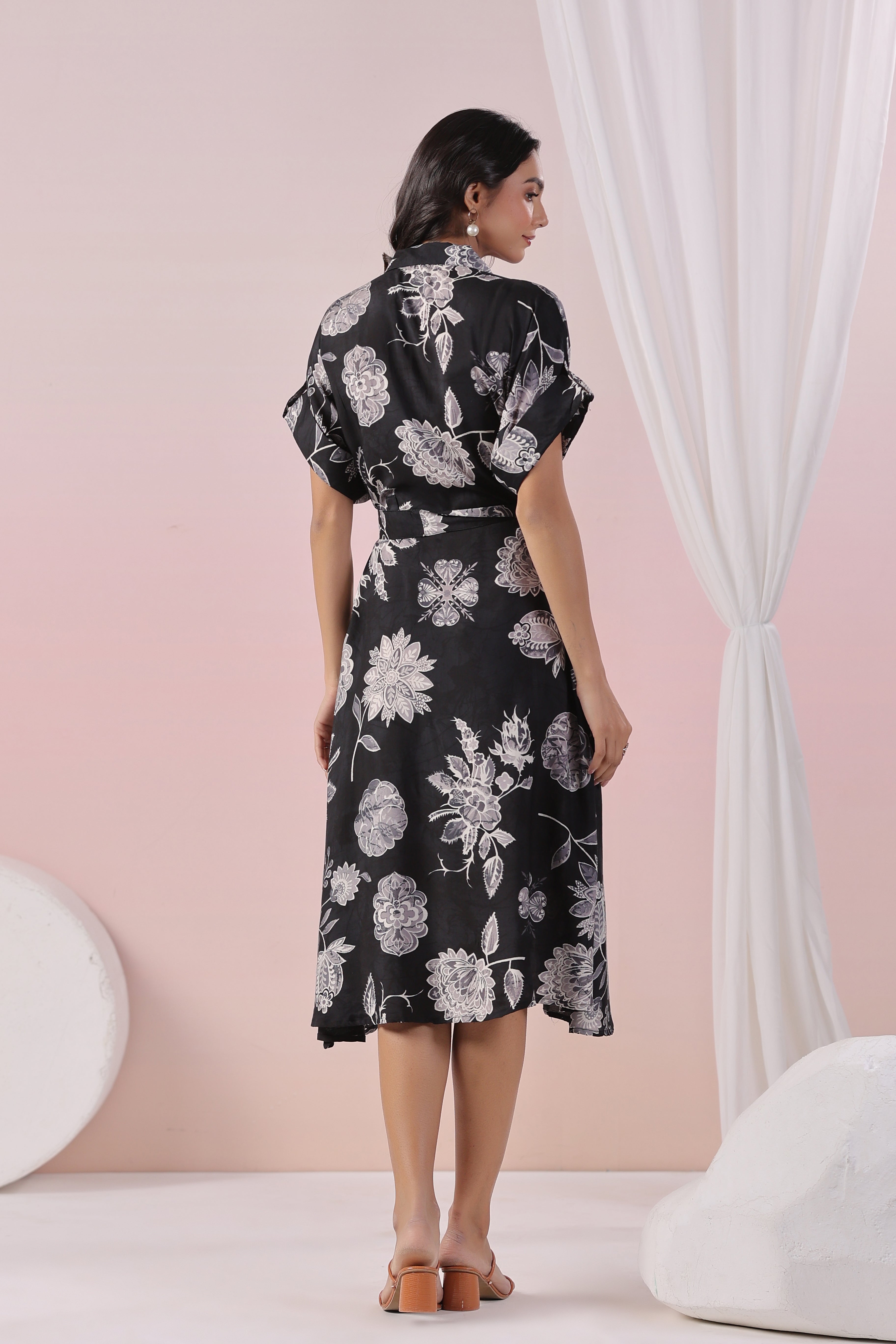 Black Abstract Printed Bold Flower Motif Russian Silk Midi Dress