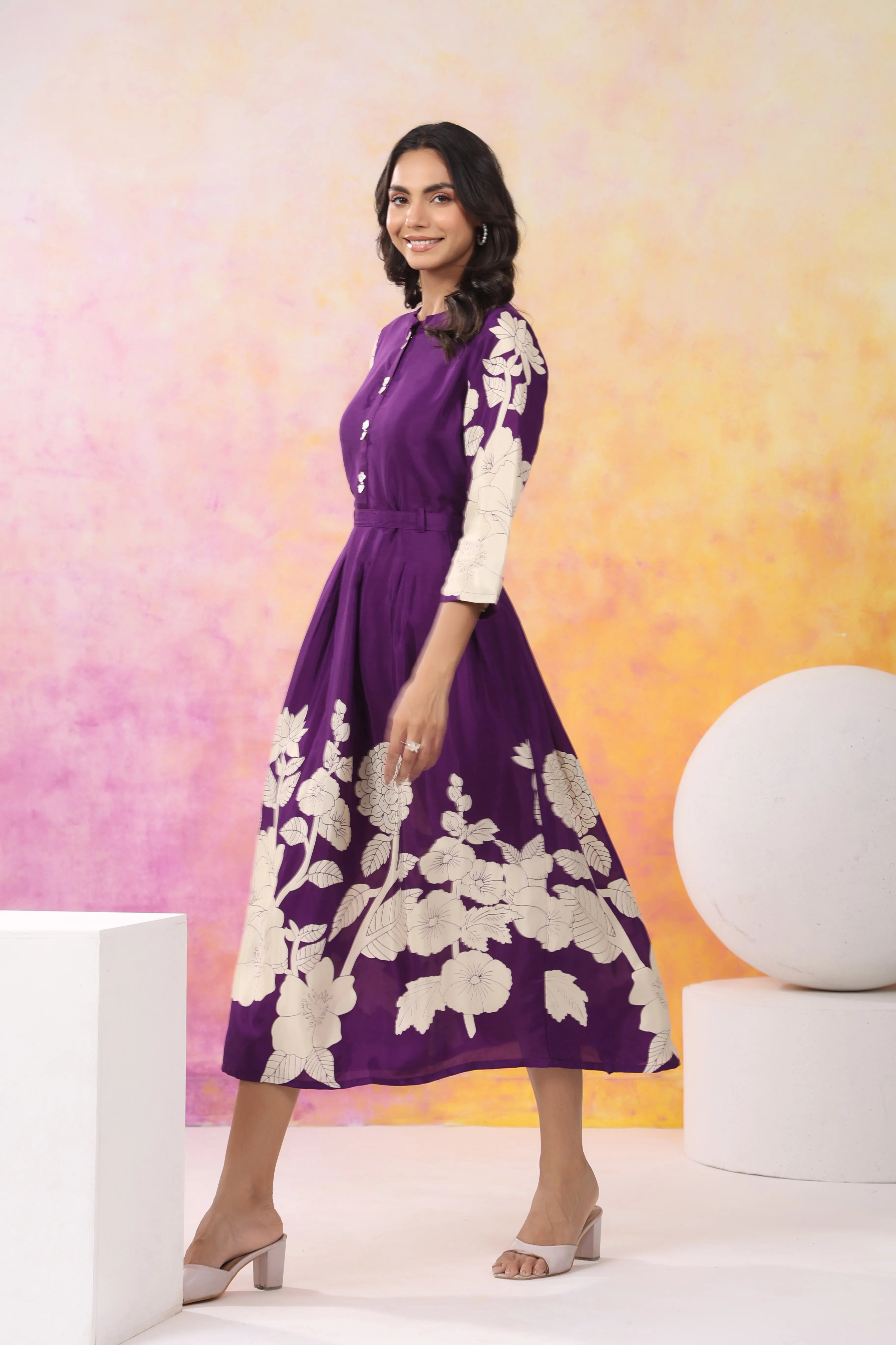 Purple Base With Cream Color Bold Flower Motif Midi Dress – Kaftanize