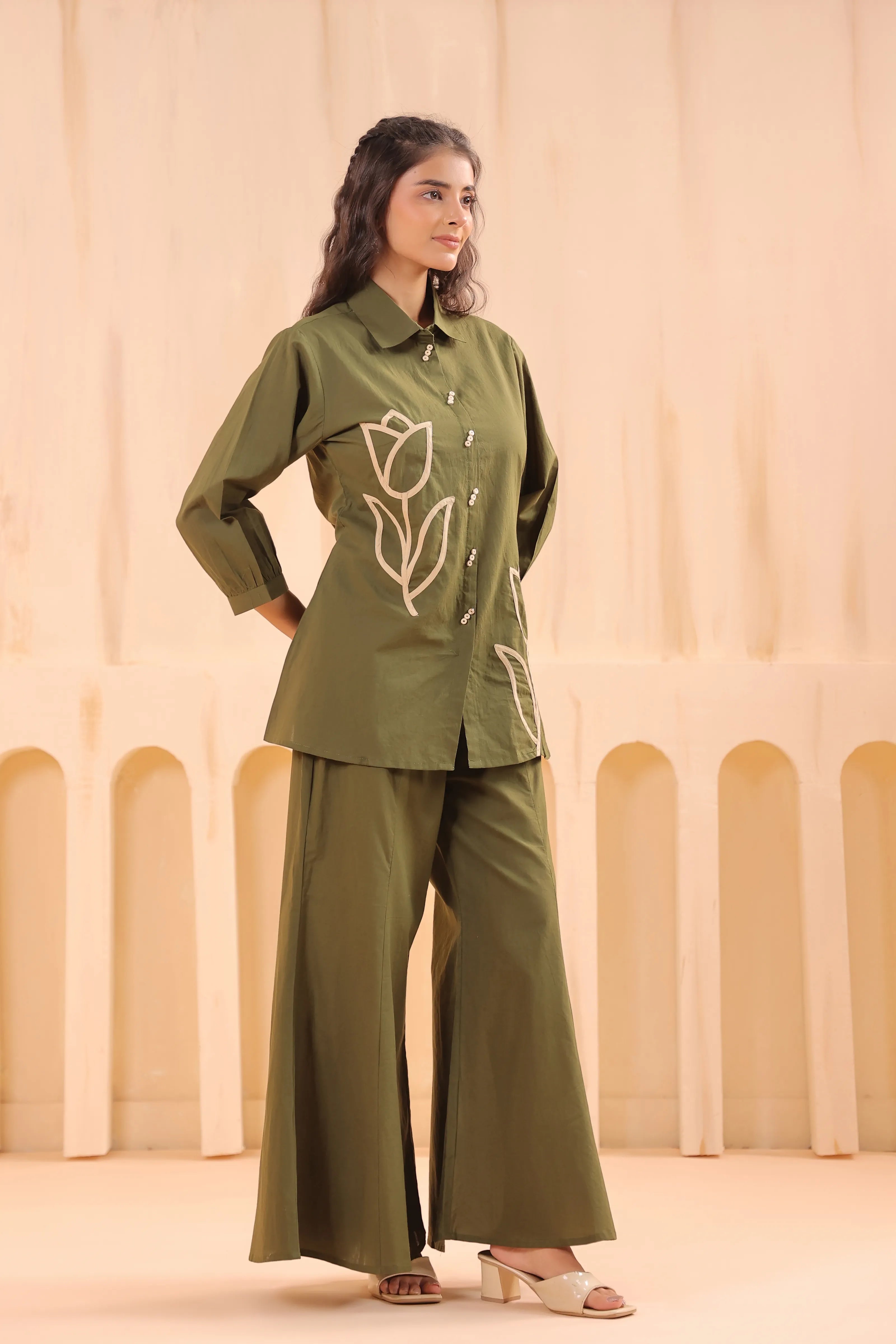 Mehandi Green Cotton Co-Ord Set with Rosebud Embroidery