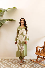 Green Bold Floral Printed Rayon kurta set