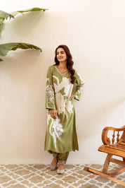 Green Bold Floral Printed Rayon kurta set