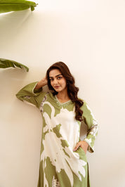 Green Bold Floral Printed Rayon kurta set