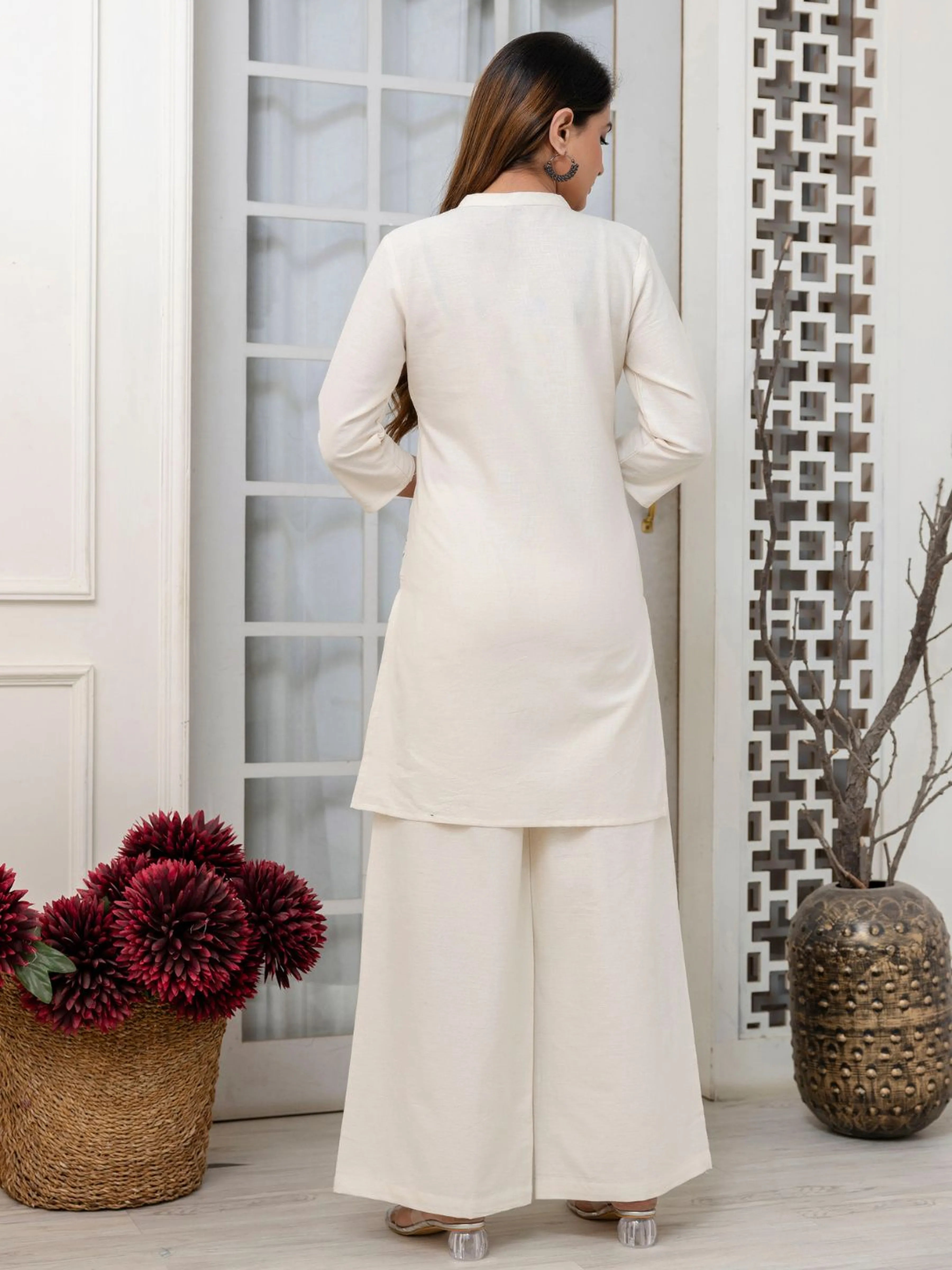 Cream Floral Kurta & Wide-Leg Cotton Flex Co-ord Set