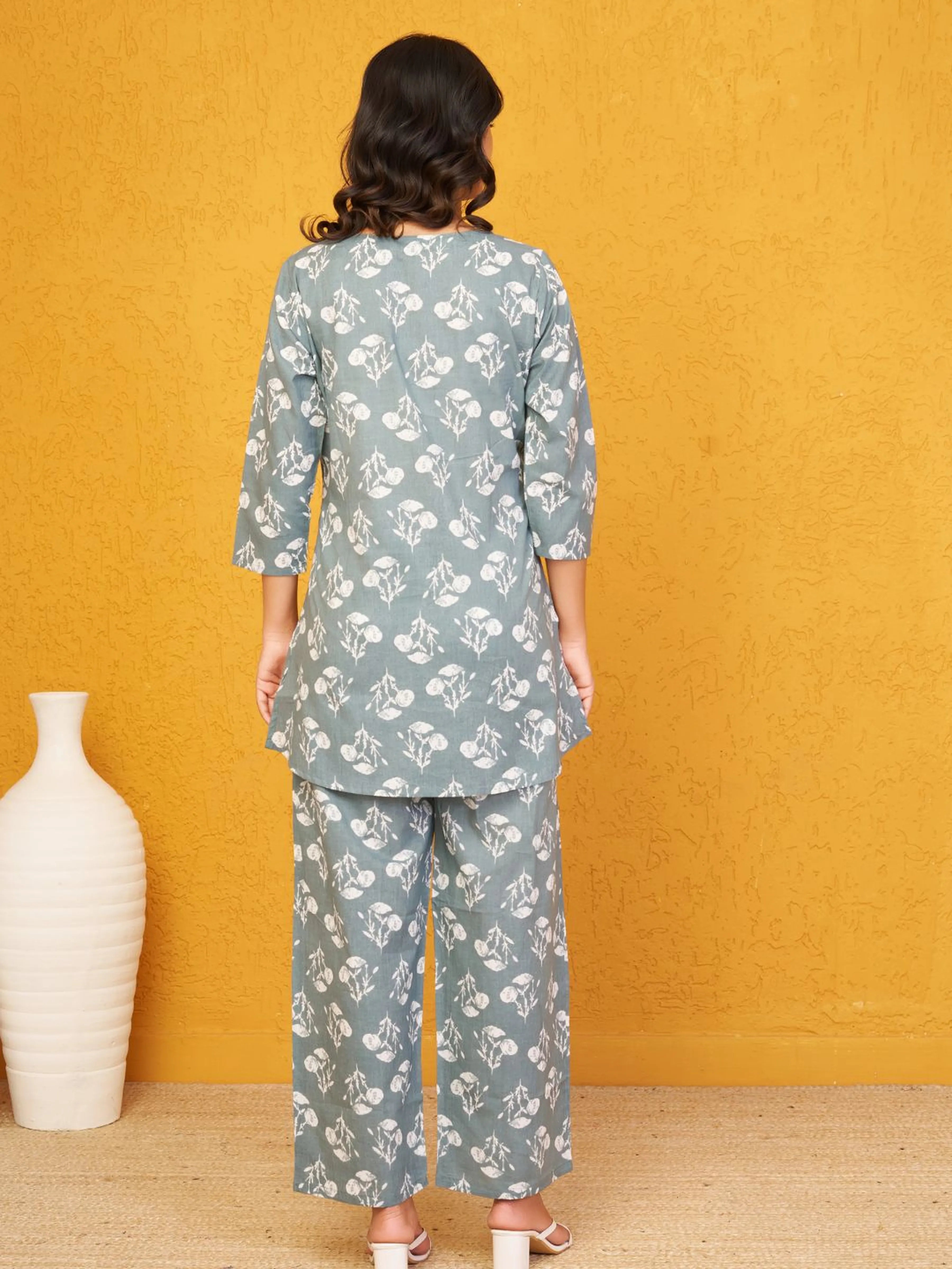 Grey Green Floral Print Co-ord Set in Cotton Cambric