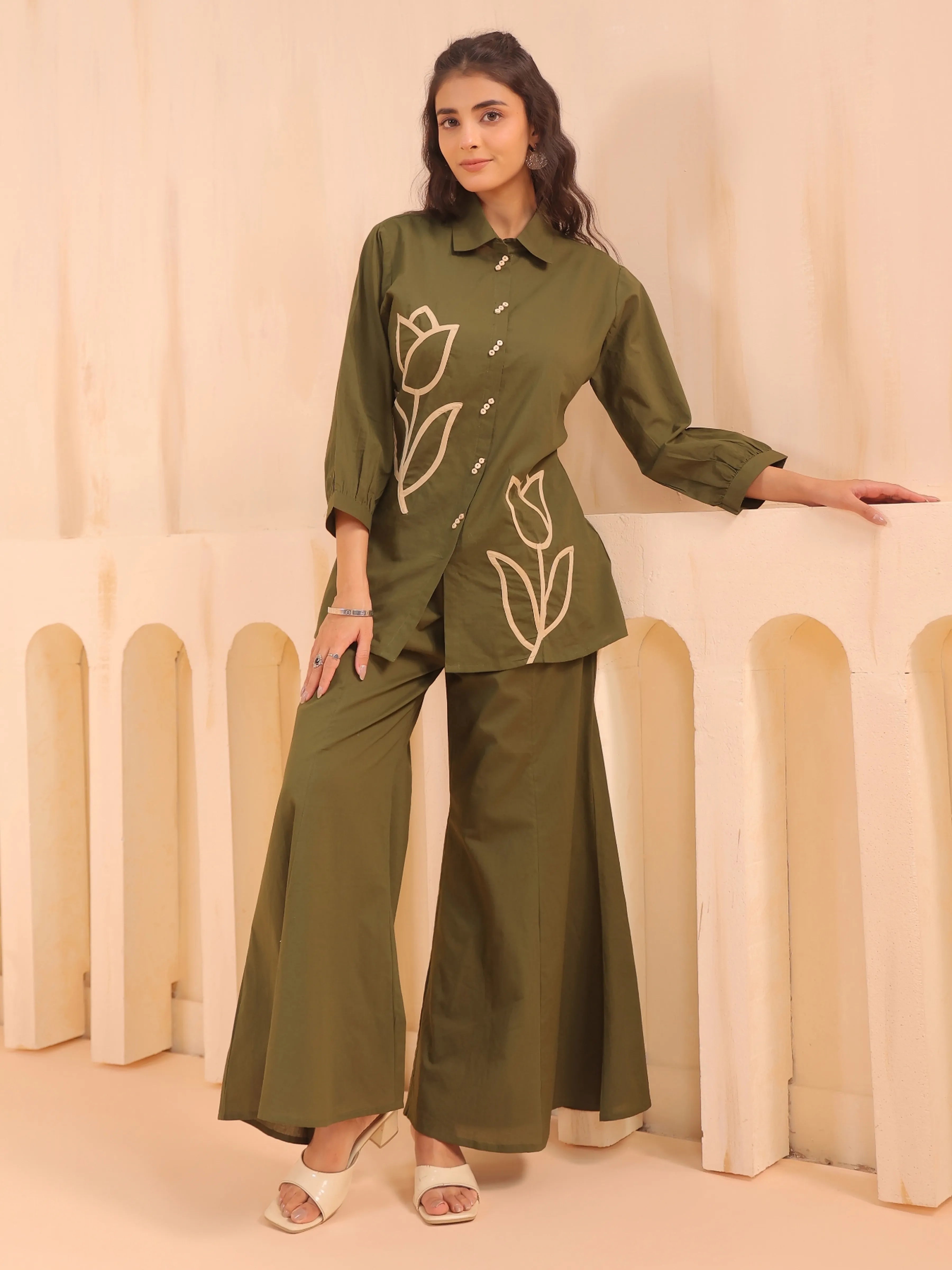 Mehandi Green Cotton Co-Ord Set with Rosebud Embroidery