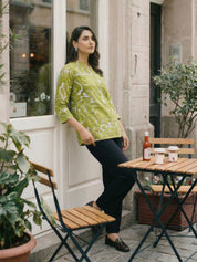 Green & White Floral Pintuck Kurti