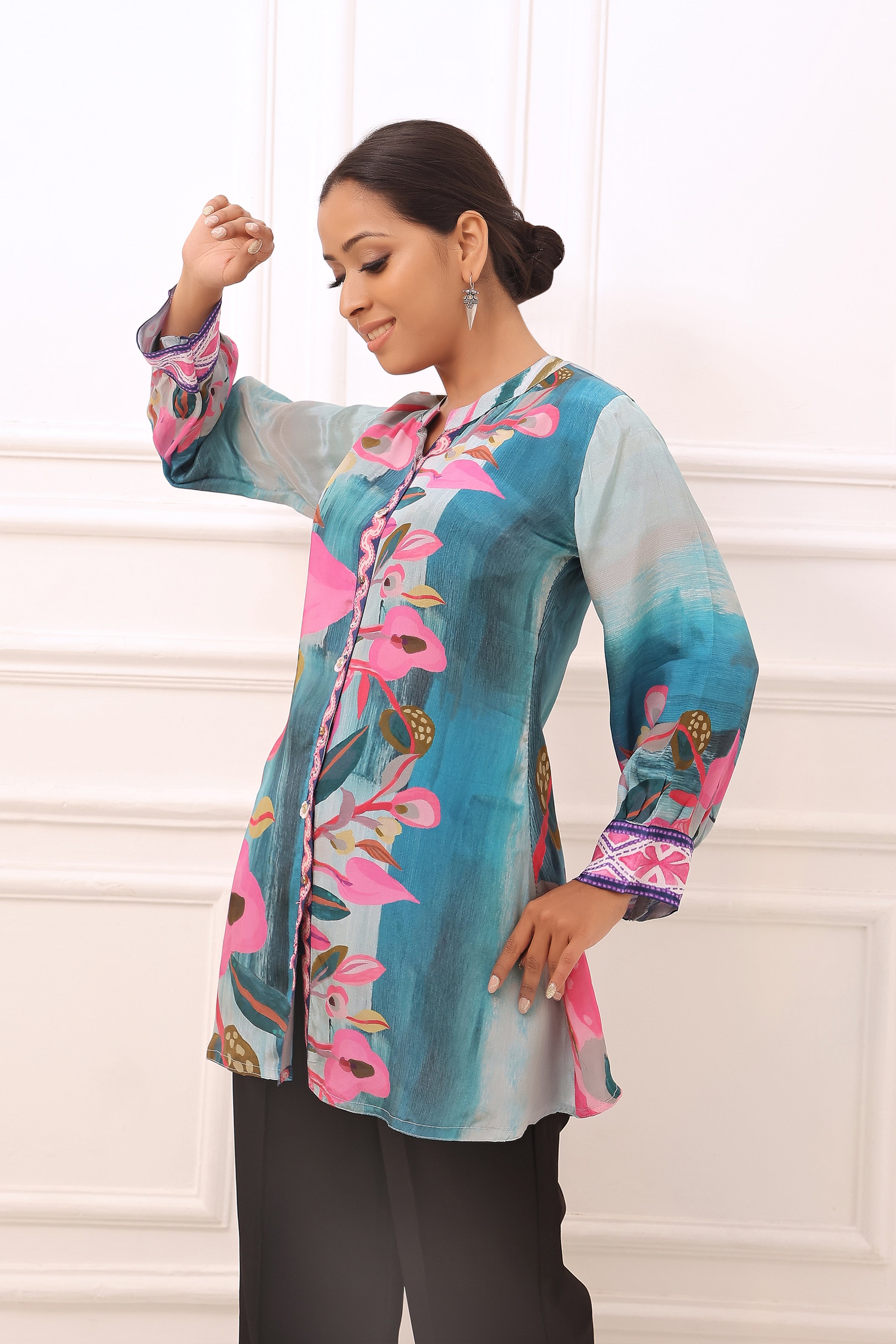 Kaftanize Blue & Pink Muslin Tunic With Bold Floral Print