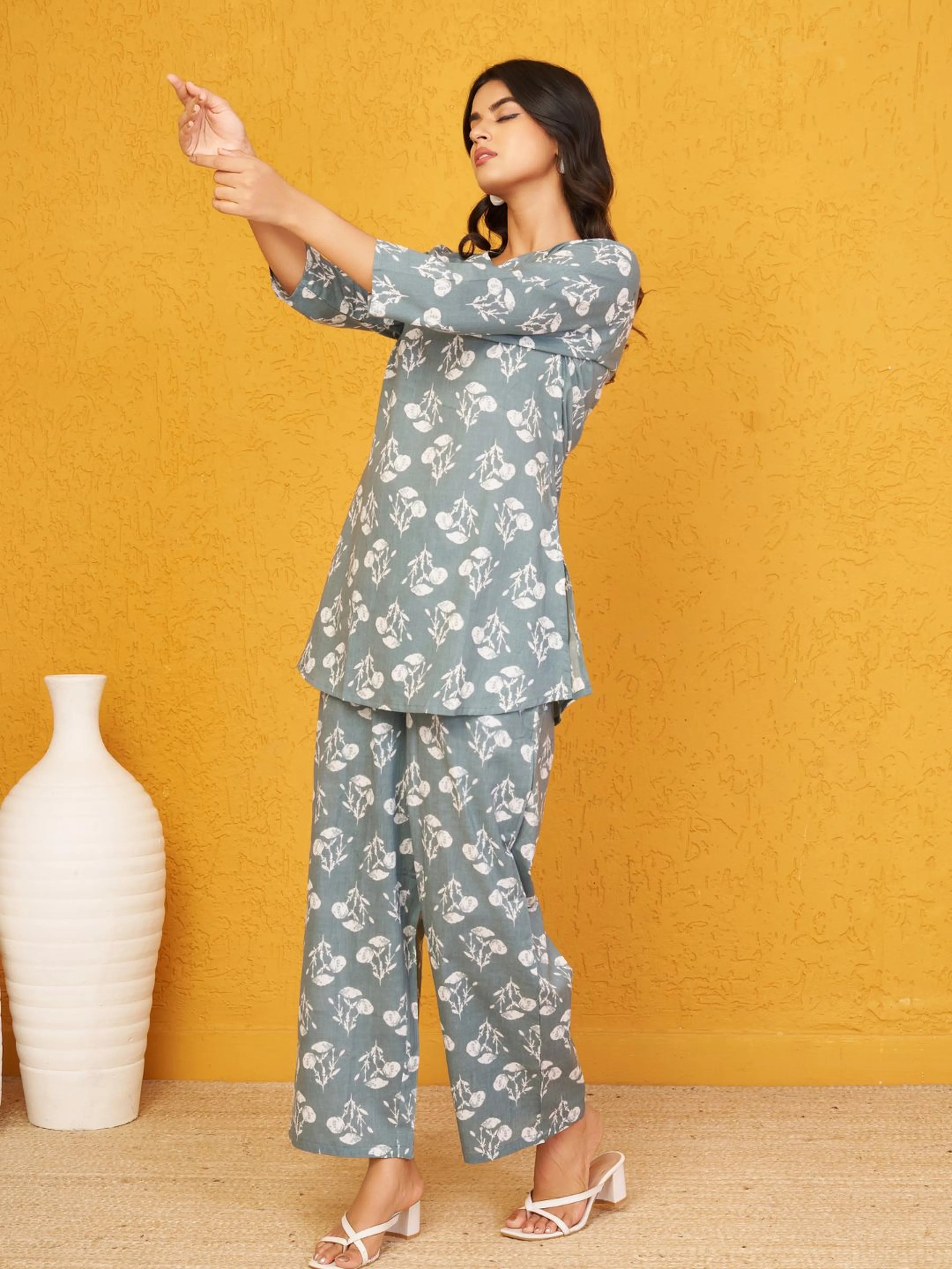 Grey Green Floral Print Co-ord Set in Cotton Cambric