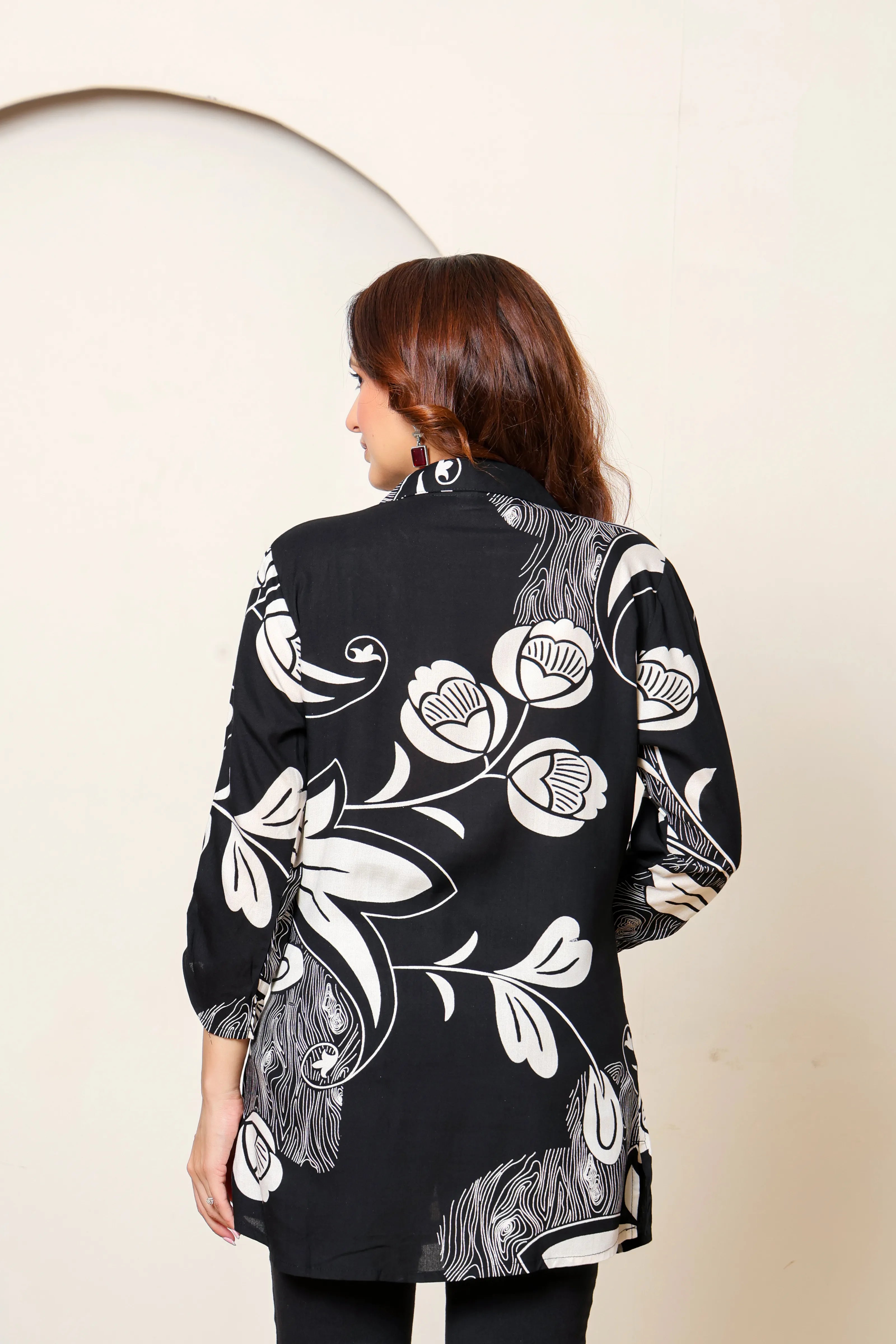Monochrome Artistic Abstract Rayon Tunic