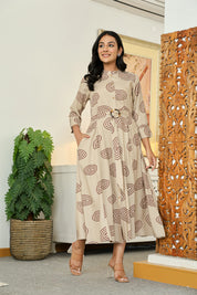Stone Grey Long Dress with Belt & Concentric Prints in Viscose