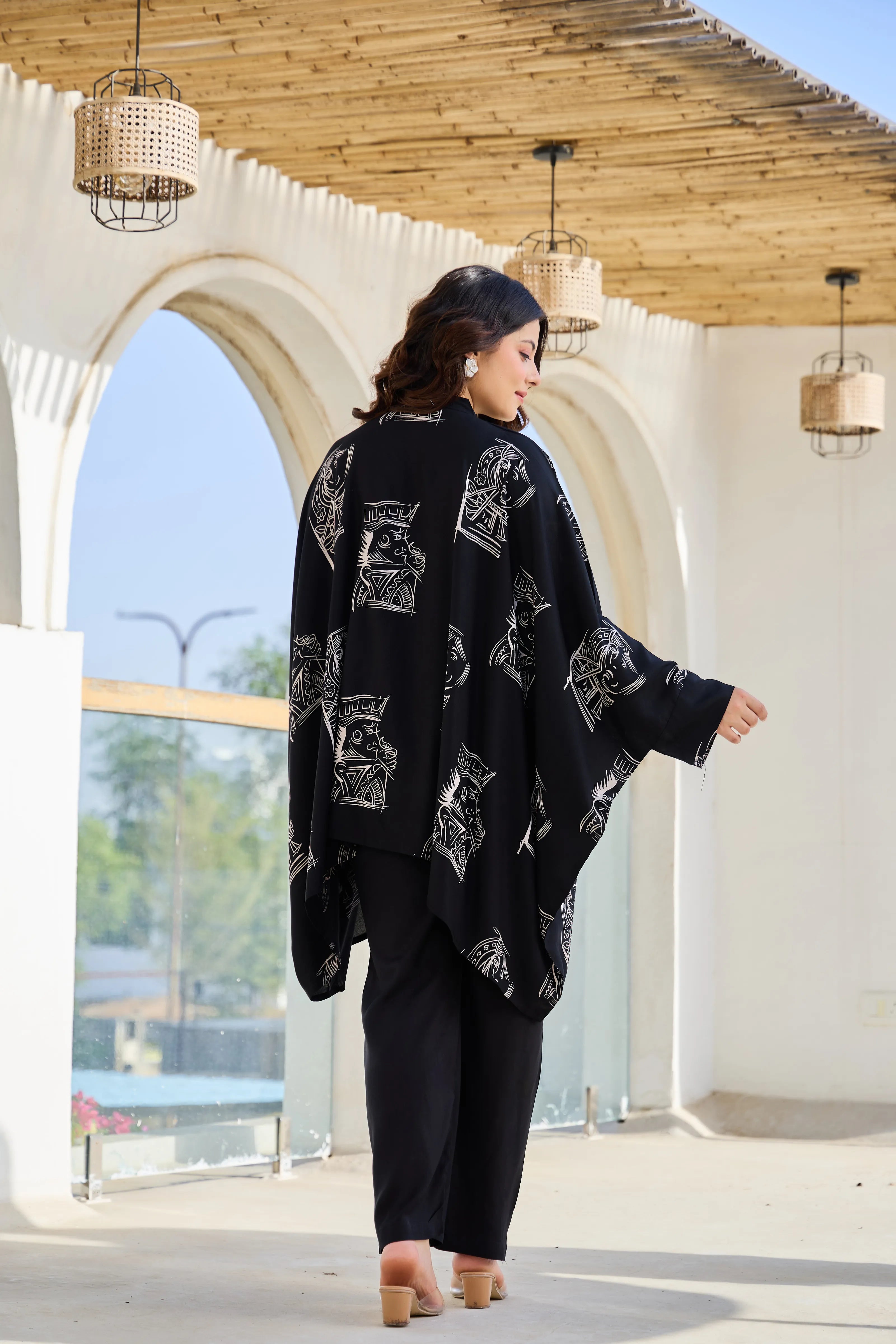 Black Base Cream King & Queen Print Kimono Co-ord Set