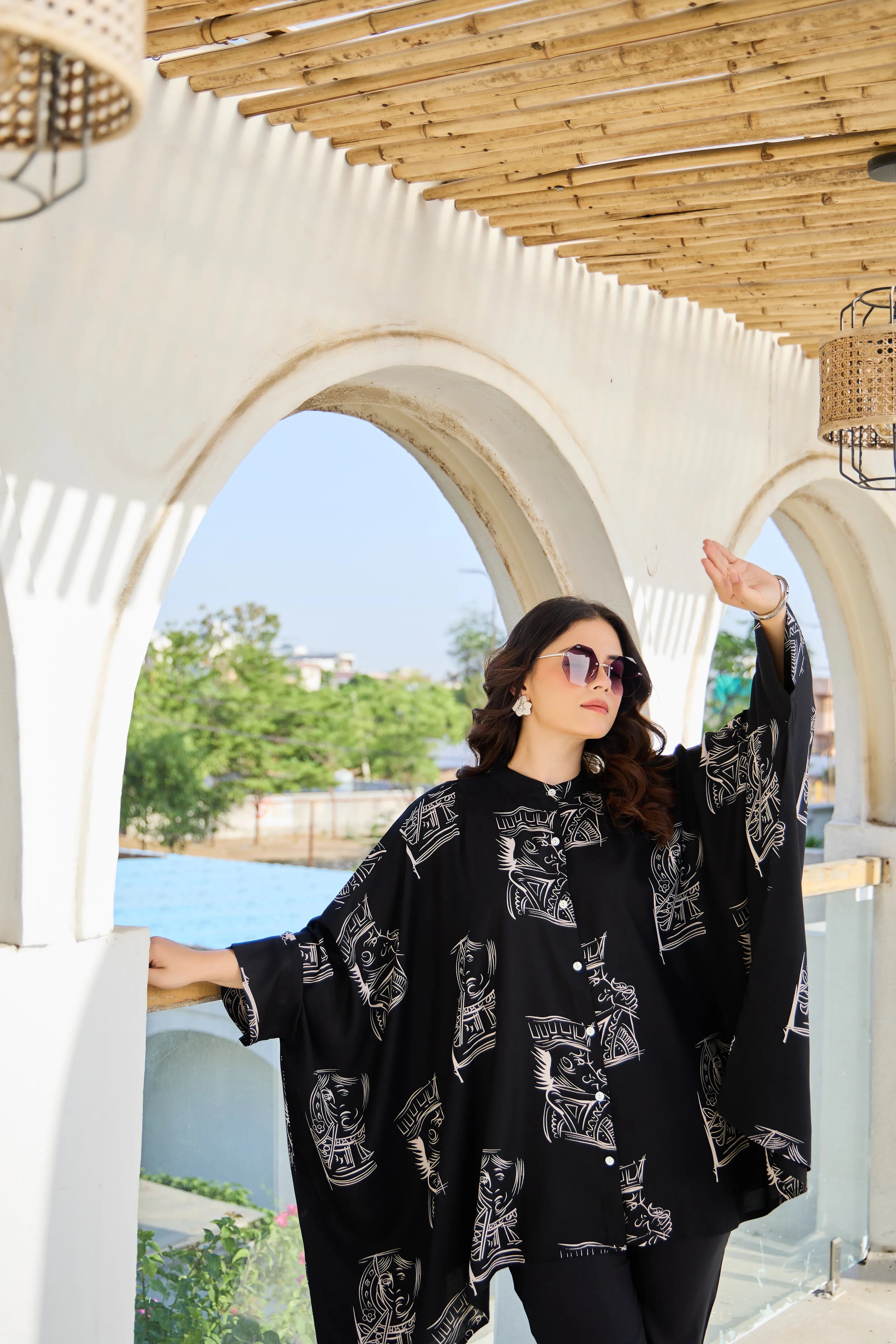 Black Base Cream King & Queen Print Kimono Co-ord Set