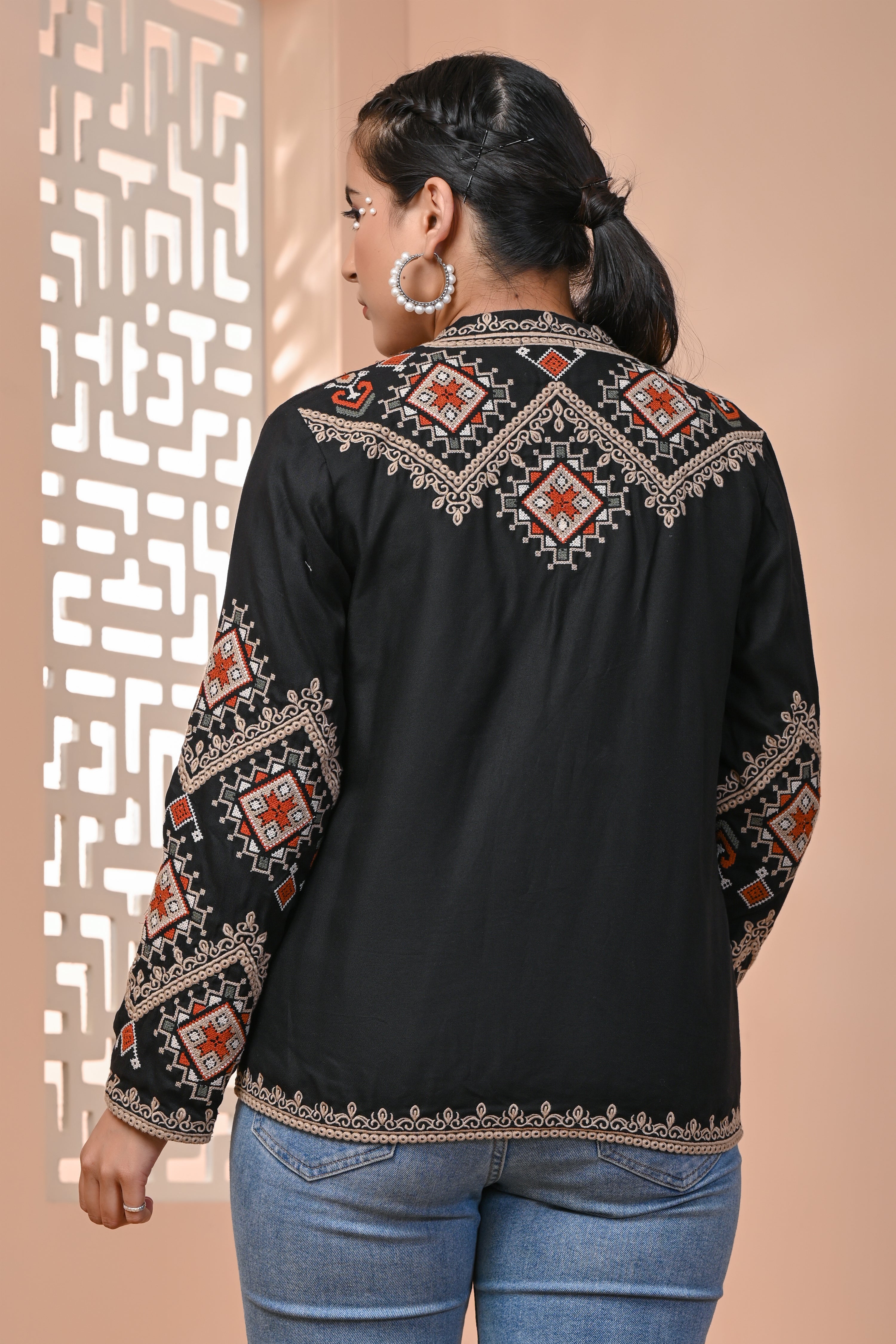 Mukta Cotton Embroidered Jacket - Kaftanize