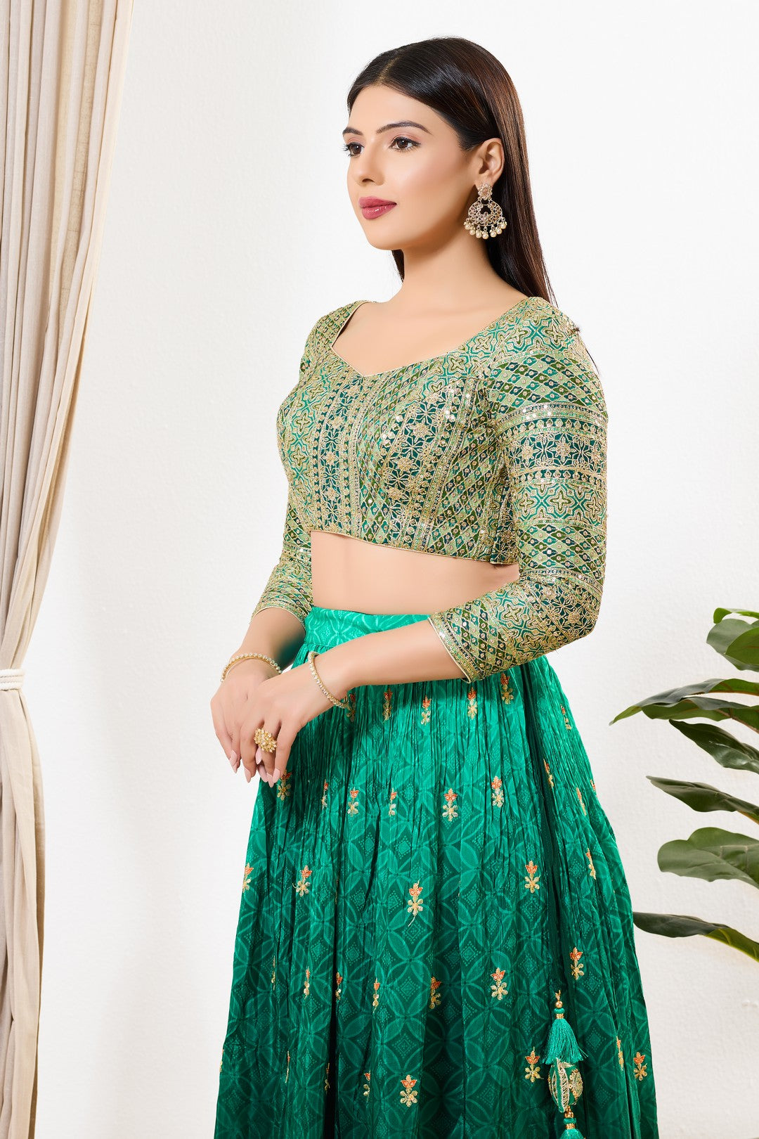 Zari Embroidered Sweetheart Neck Blouse
