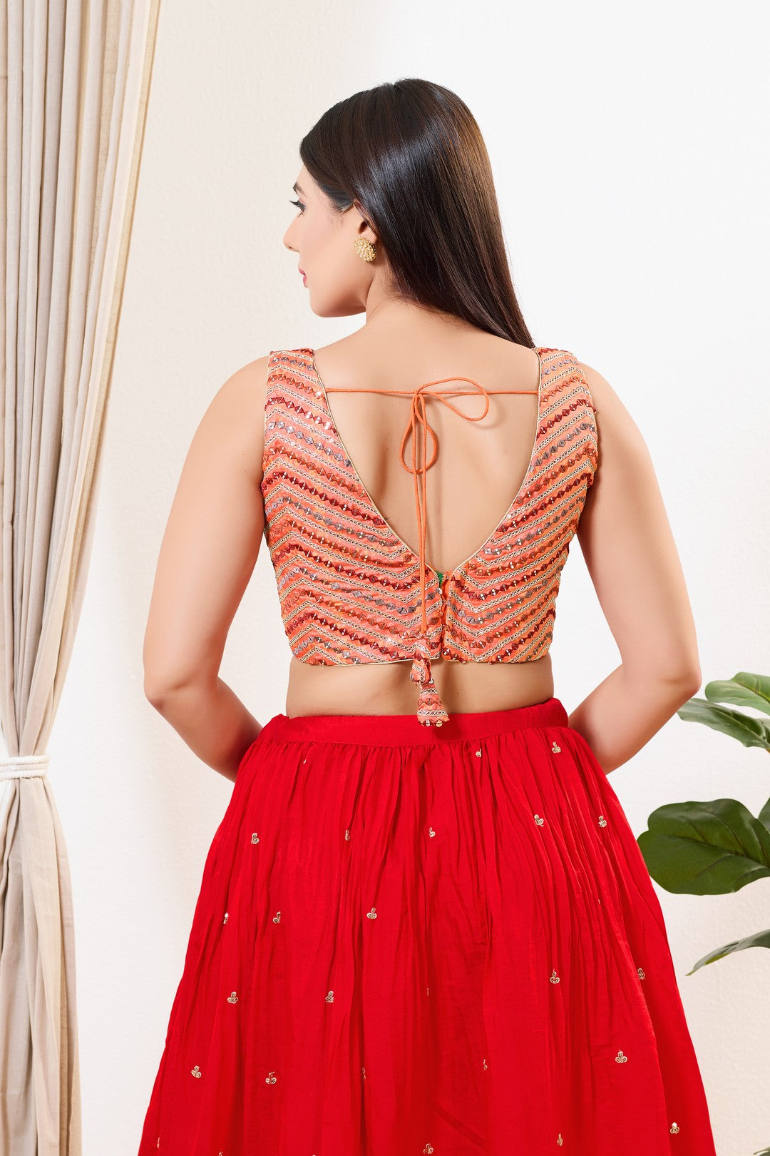 Abhla Work V Neck Sleeveless Navratri Blouse