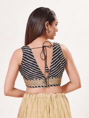 Laherya Printed Plunging V Neckline Sleeveless Blouse
