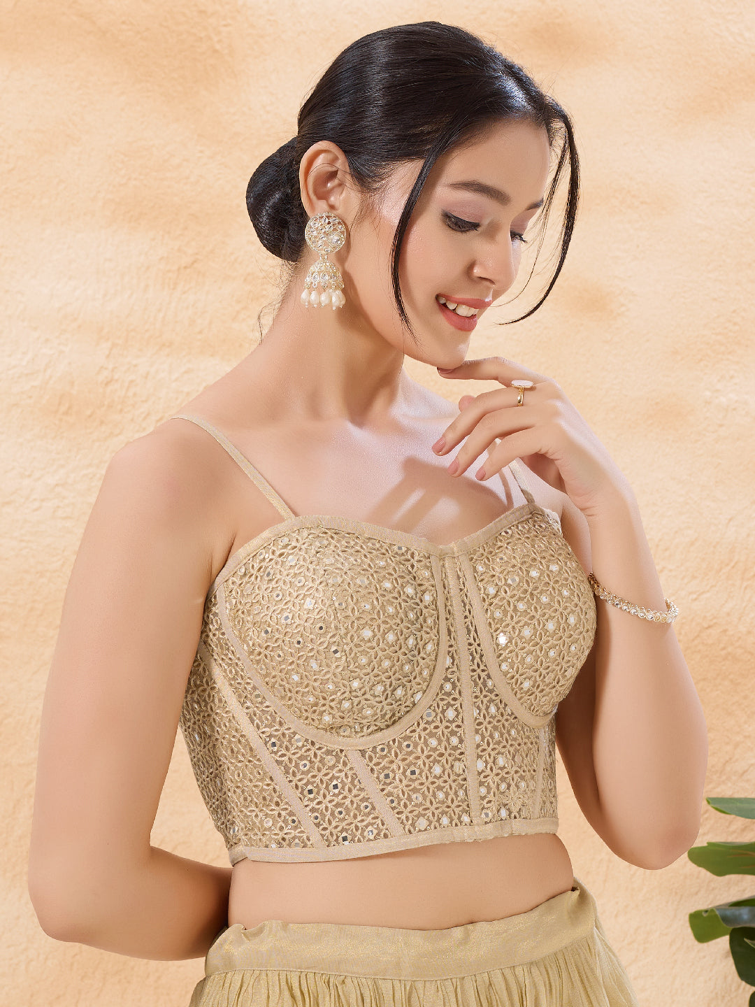 Cutwork Embroidered Katori Cut Corset