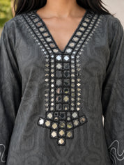 Dark Grey Kurta Set with Abstract Print in Muslin Silk