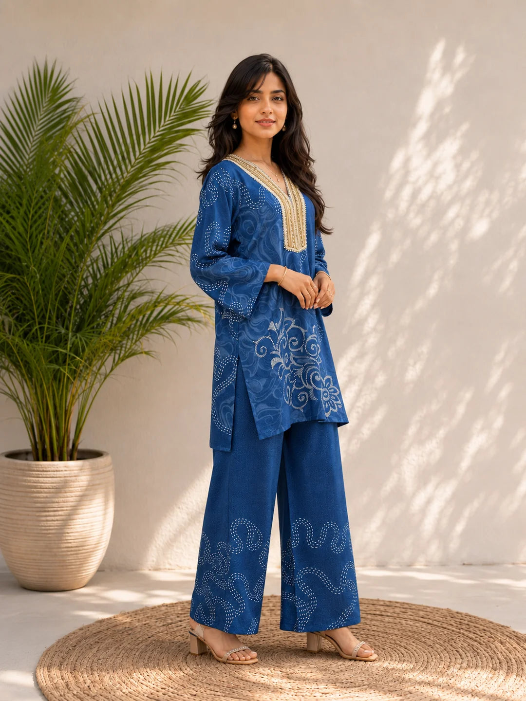 Blue Kurta Set with Floral & Abstract Print in Muslin Silk