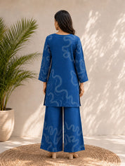 Blue Kurta Set with Floral & Abstract Print in Muslin Silk
