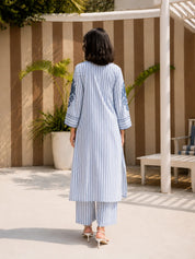 White & Blue 2-Piece Kurta Set with Floral Embroidery in Cotton Flex