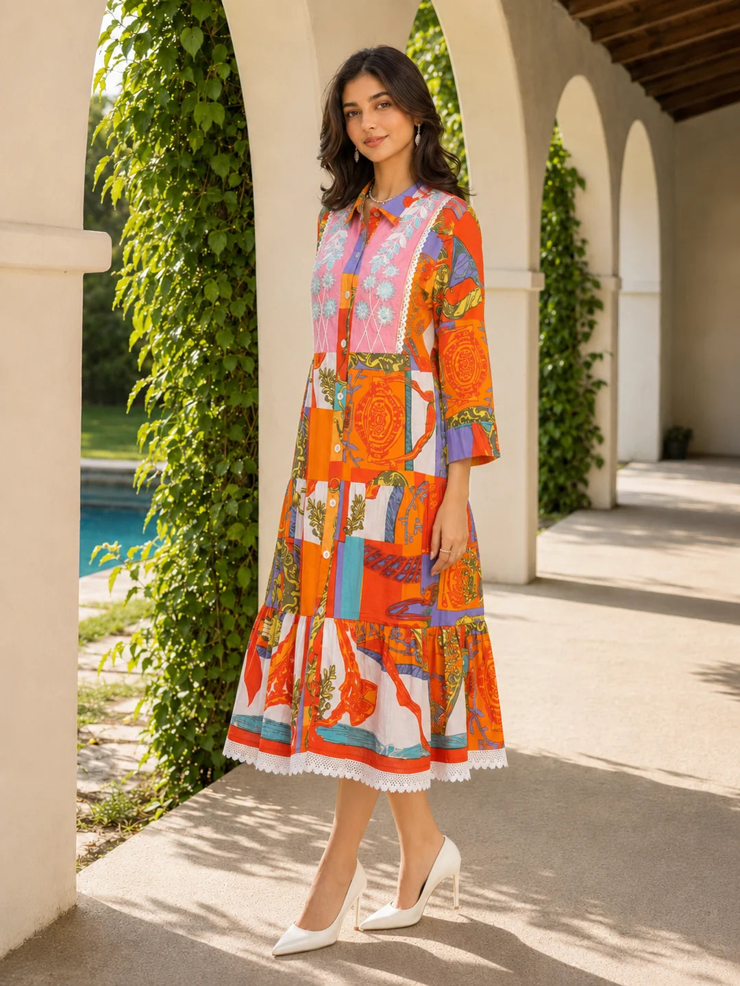 Vestido camisero de algodón naranja con encaje floral abstracto