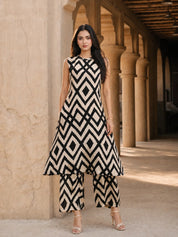 Cream & Black Abstract Geometric Print Kurta Pant Set in Russian Silk