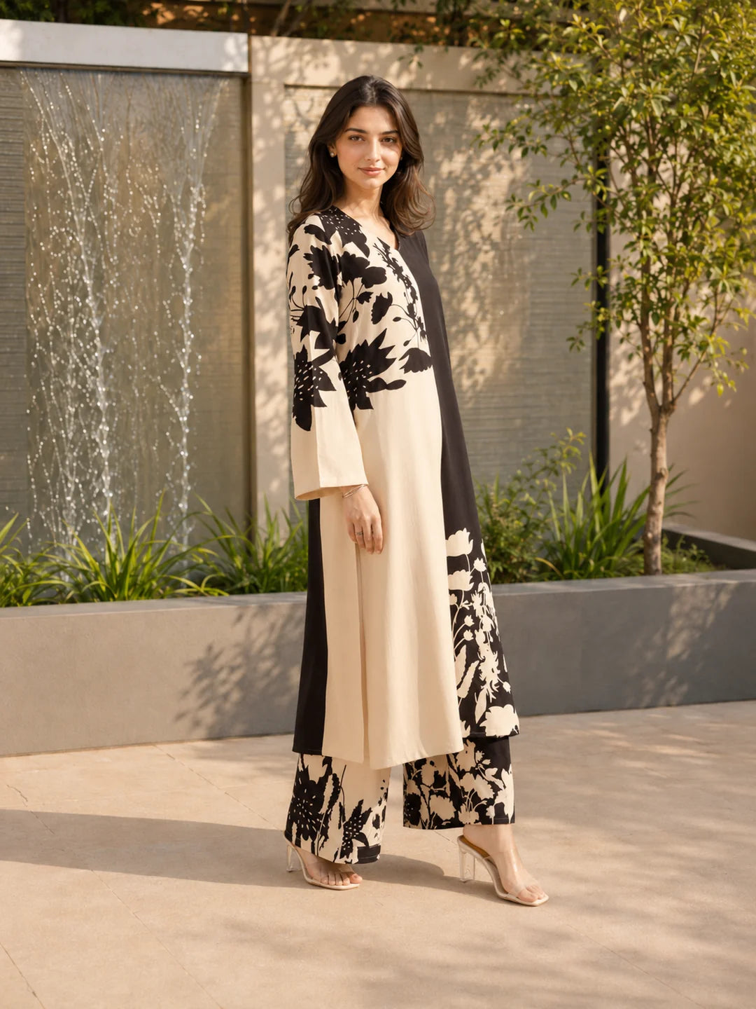 Black & Cream Placement Floral Kurta Pant Set in German Rayon