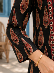Black and Red Floral Yoke Printed Kurta Set in Cotton