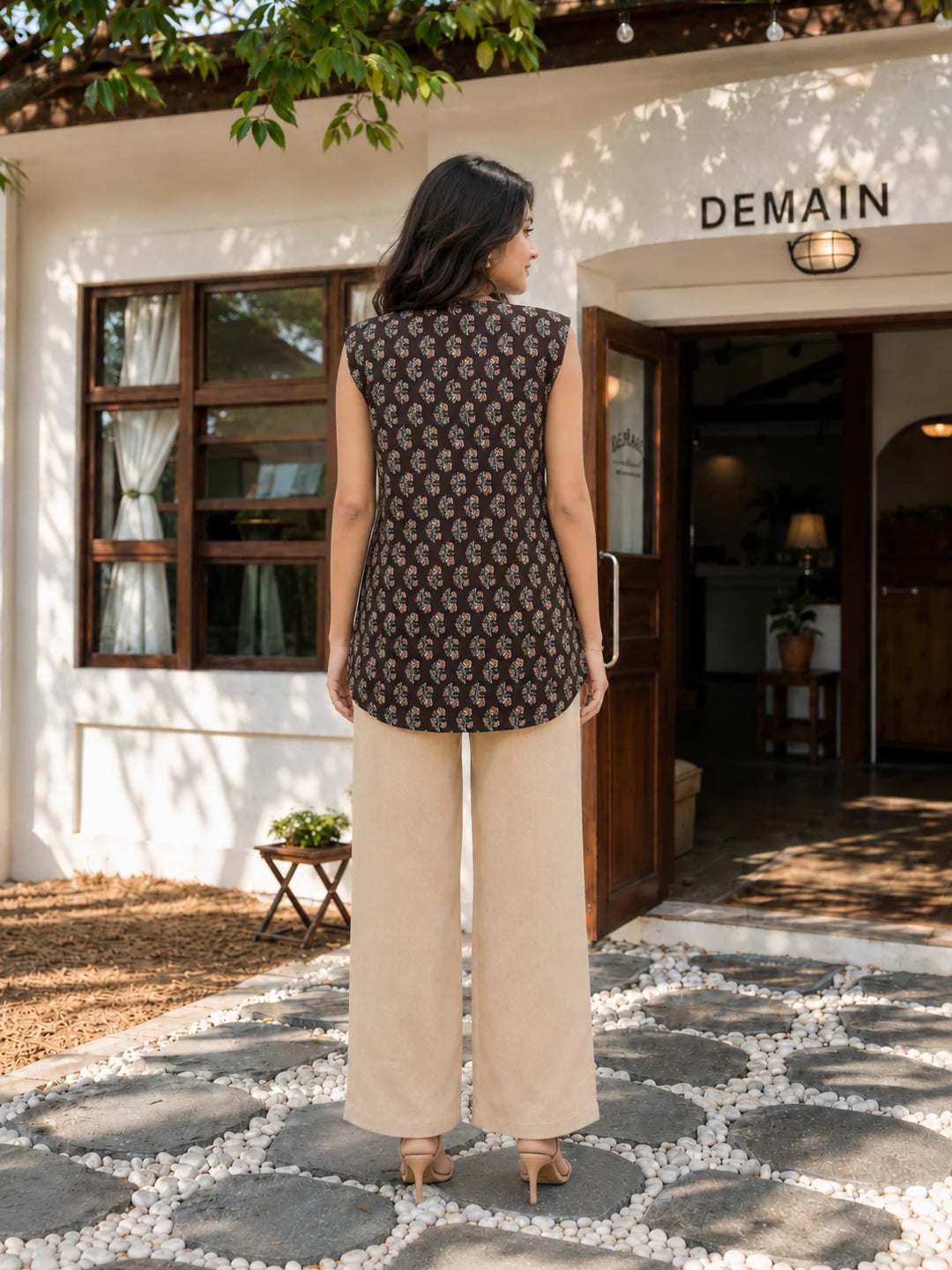 Brown Sleeveless Floral Buti Printed Short Kurti with Wooden Button in Cotton