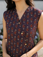 Purple Sleeveless Paisley Floral Buti Printed Short Kurti with Wooden Button in Cotton