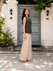 Brown Sleeveless Floral Buti Printed Short Kurti with Wooden Button in Cotton