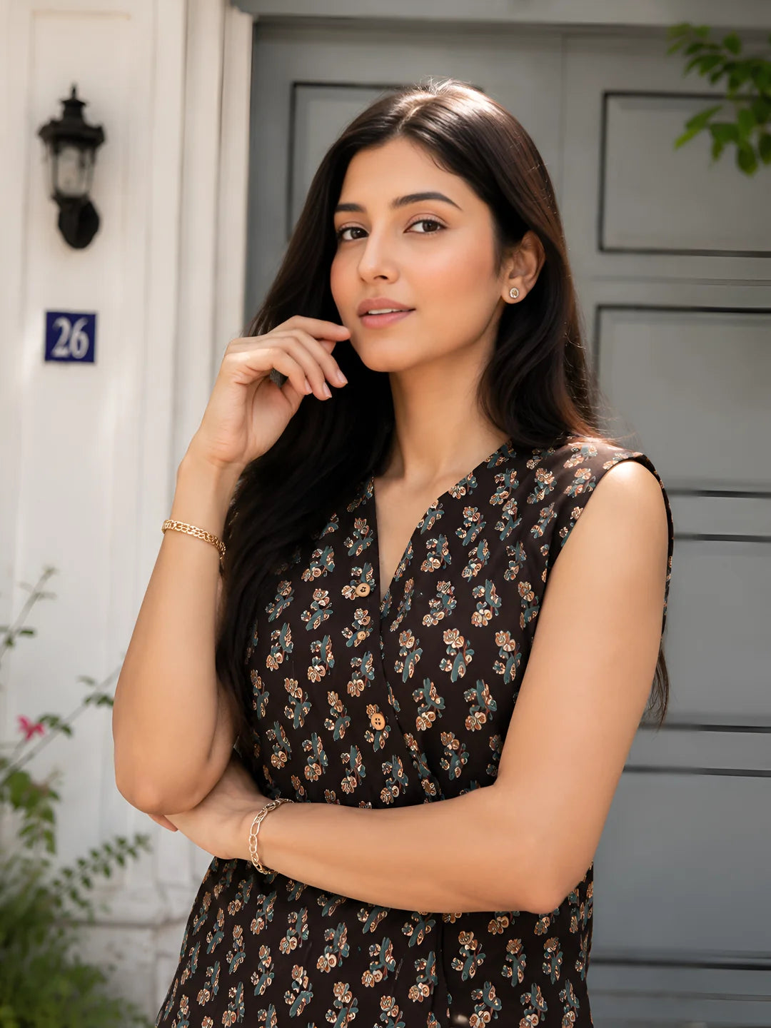Brown Sleeveless Floral Buti Printed Short Kurti with Wooden Button in Cotton