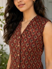 Brick Red Sleeveless Geometric Printed Short Kurti with Wooden Button in Cotton