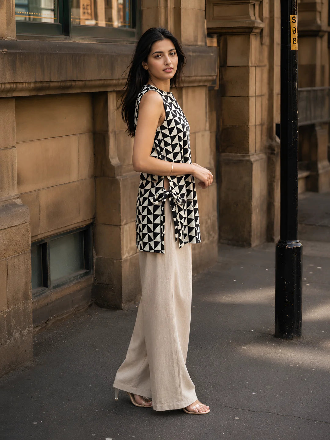 Black & White Geometric Cotton Short Kurti