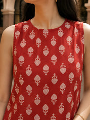 Brick Red Floral Buti Short Kurti in Cotton
