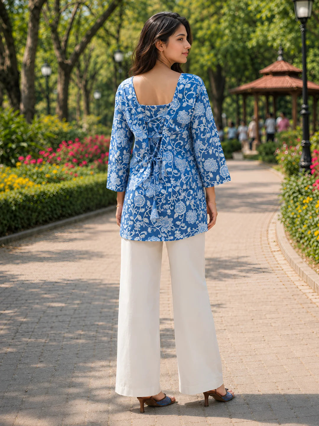 Cornflower Blue Floral Jaal Short Kurti in Cotton