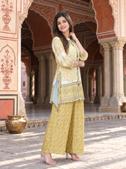 Conjunto coordinado étnico de seda de viscosa en amarillo limón