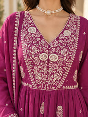 Conjunto de Kurta de 3 piezas bordado floral multicolor azul cielo en Mul Chanderi
