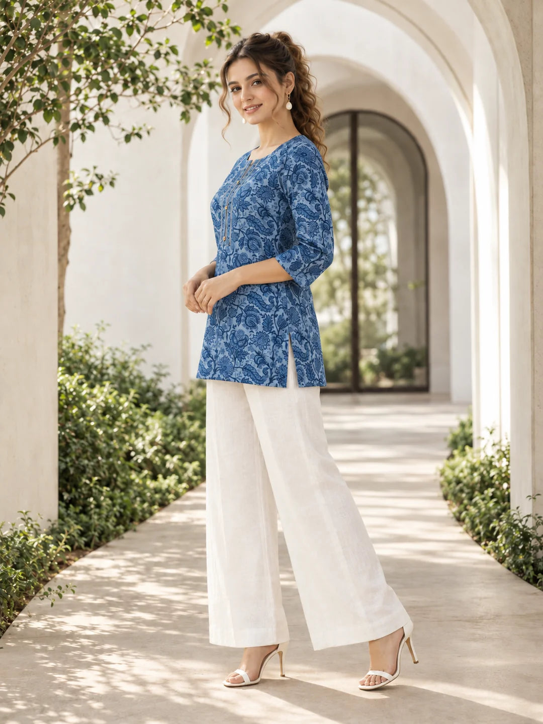 Blue Floral Jaal Short Kurti in Cotton