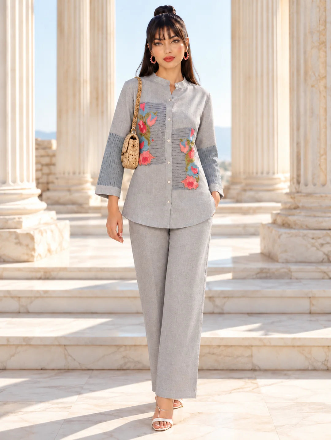 ElegantEmbroideredLinenattheColonnade_result.webp