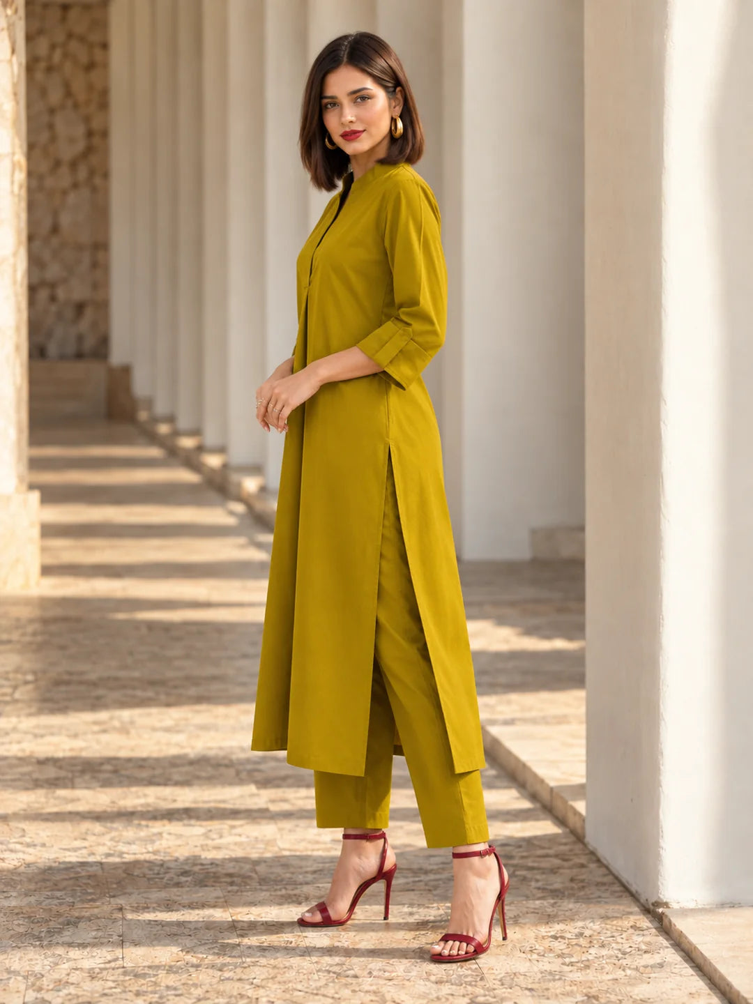 Mehendi Green Deep V Mandarin Collar Kurta Set in Sheeting Cotton