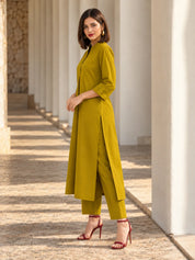 Mehendi Green Deep V Mandarin Collar Kurta Set in Sheeting Cotton