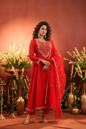 Red Multicolour Embroidered Yoke Kurta Set with Dupatta in Organza Silk
